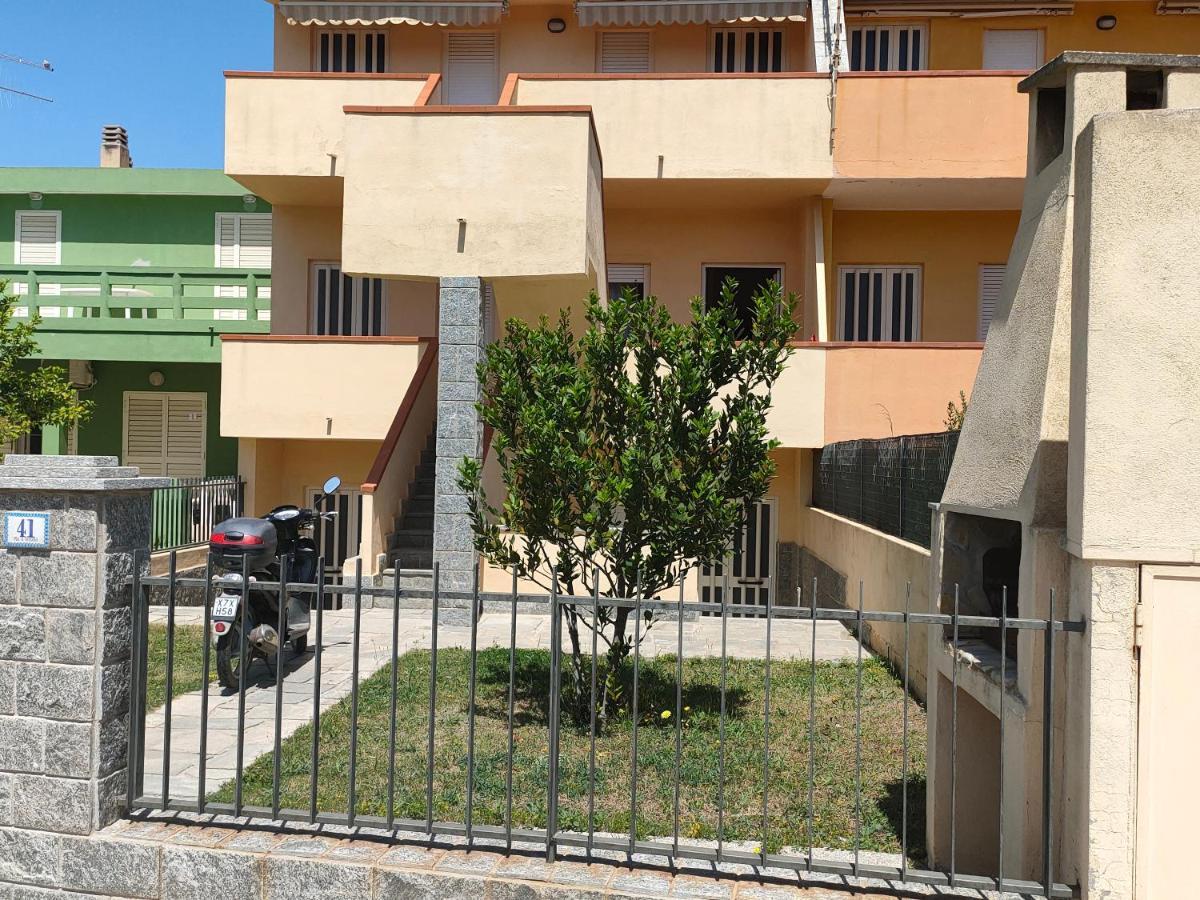 Oasy4 Διαμέρισμα Villasimius Δωμάτιο φωτογραφία